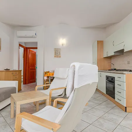 Trilocale Con Vista Tavolara Holiday home *