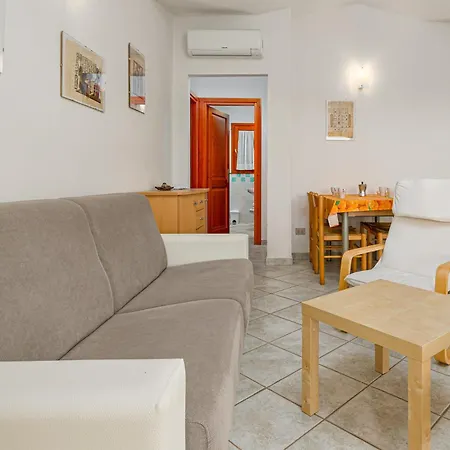 Vakantiehuis Trilocale Con Vista Tavolara San Teodoro (Sardinia)