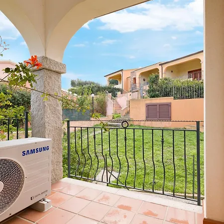 Vakantiehuis Trilocale Con Vista Tavolara San Teodoro (Sardinia)